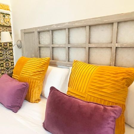 Palace House Hercules - Apartments Sevilla Kültér fotó
