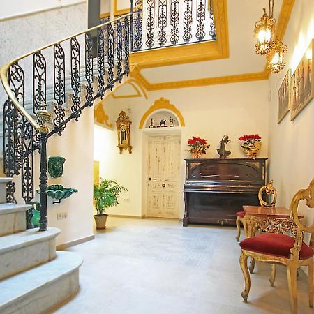 Palace House Hercules - Apartments Sevilla Kültér fotó