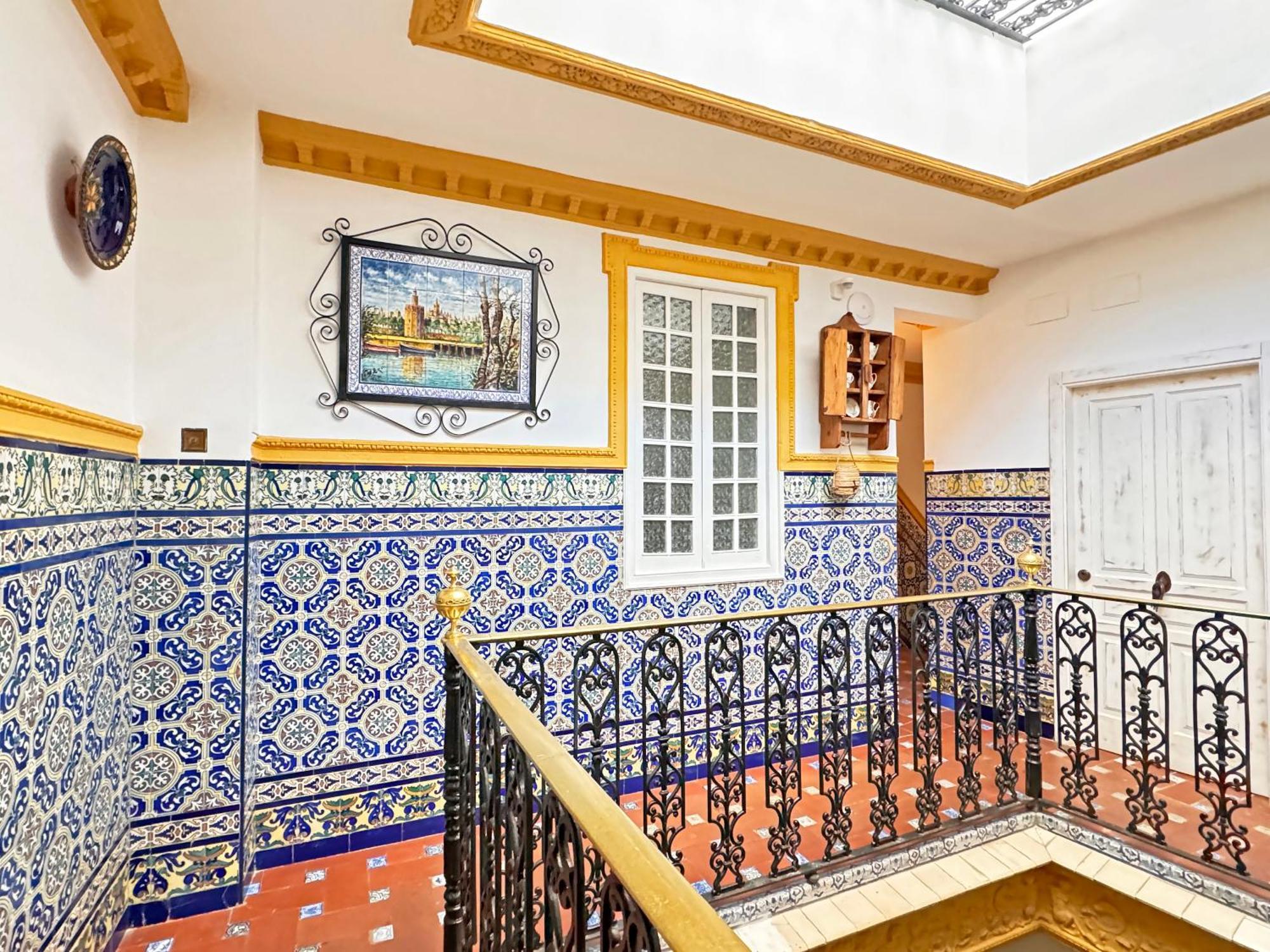 Palace House Hercules - Apartments Sevilla Kültér fotó